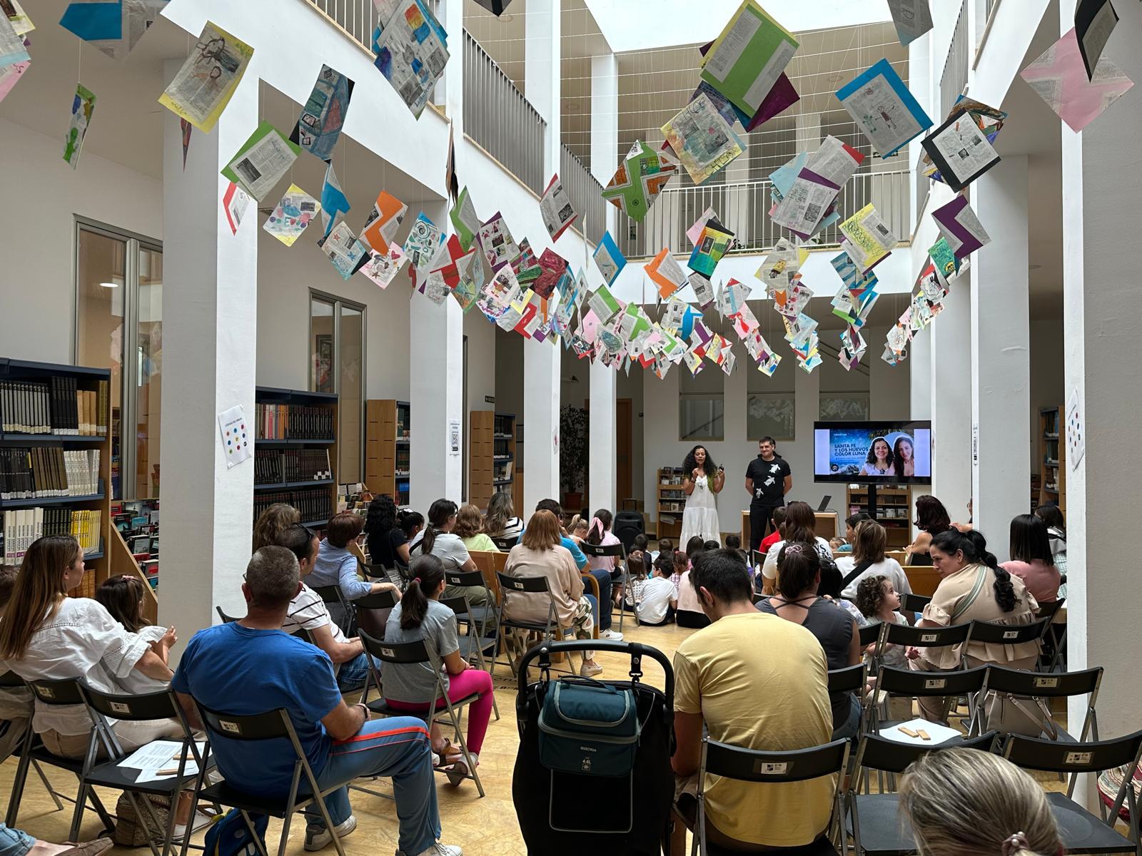 Presentación en la biblioteca de Lucena (Córdoba), el pasado 11 de junio. 